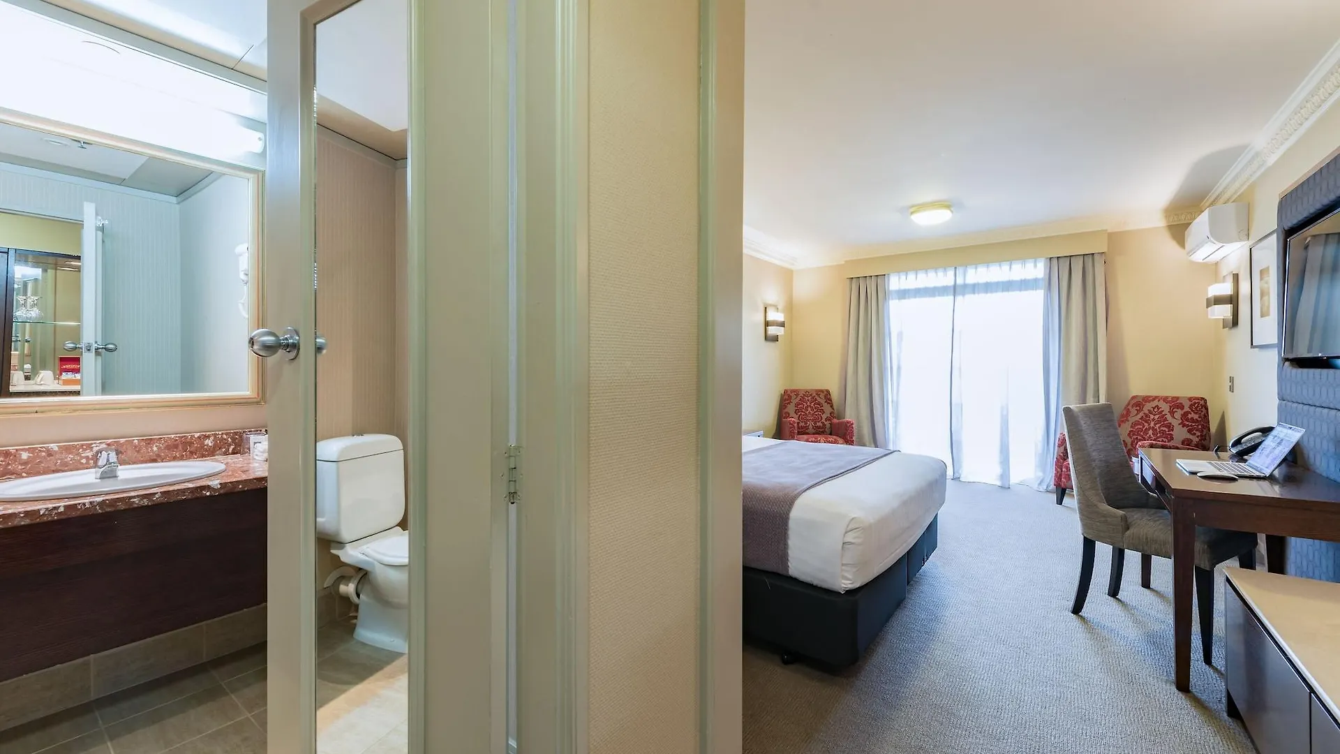 ****  Distinction Hotel Rotorua New Zealand